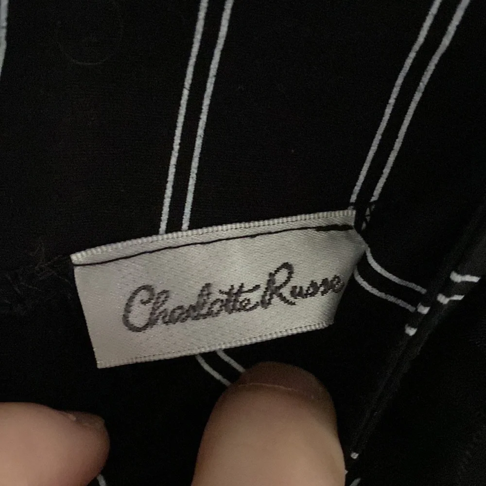 ❤️Charlotte Russe Black Skirt Medium - Picture 4 of 5